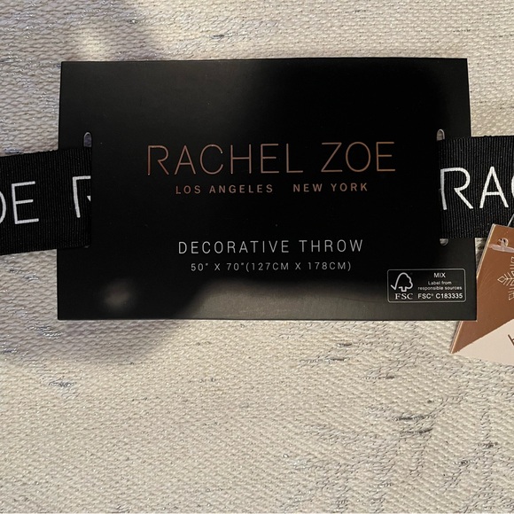 Rachel Zoe White with silver snowflakes new with tags perfect for the holidays - Picture 5 of 9